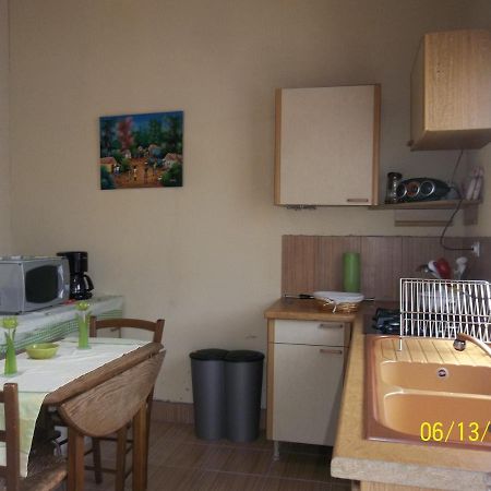 Alaguyauder Le Studio Chatillon-sur-Broue Екстериор снимка